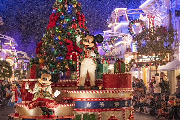 Celebrate the holidays at Walt Disney World Resort